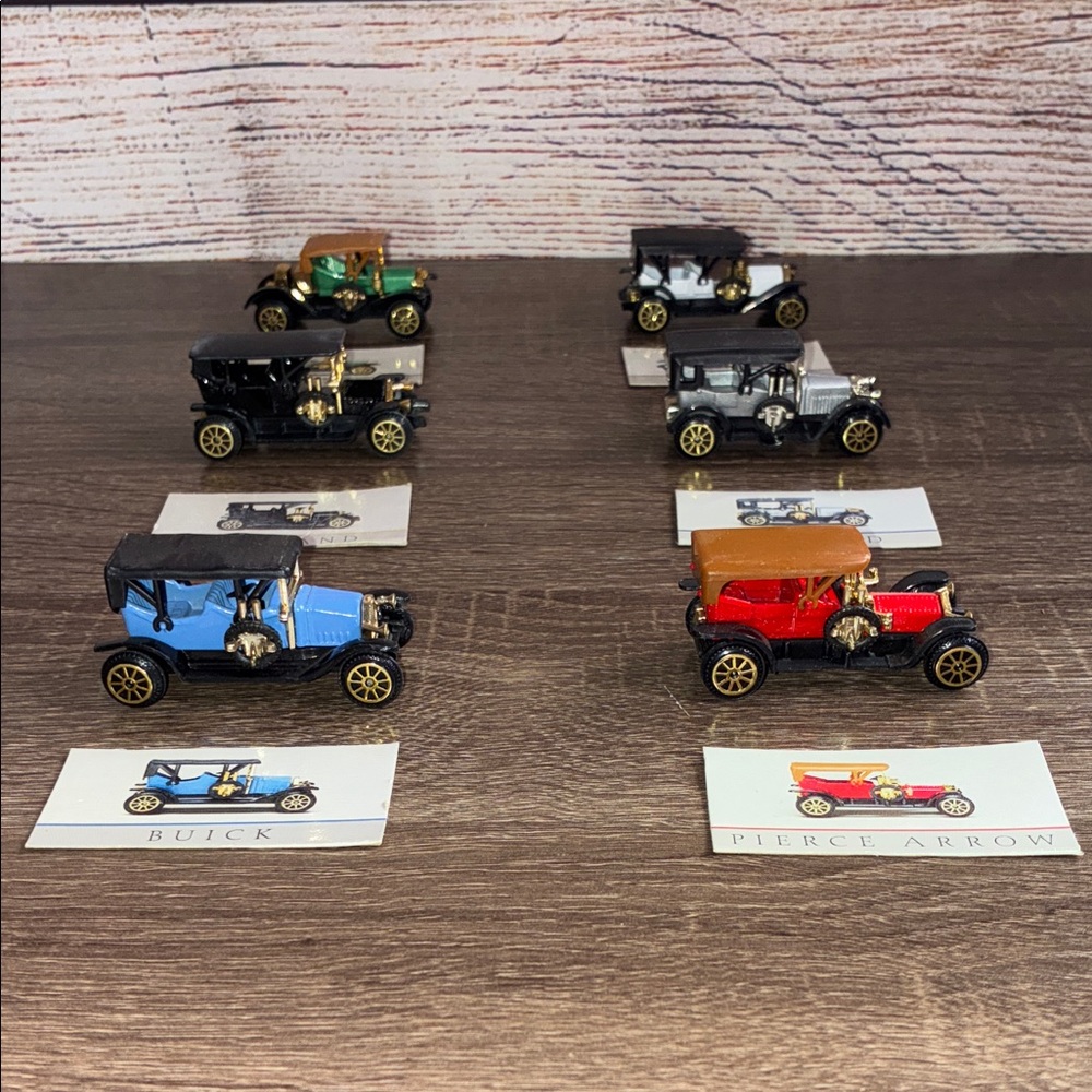 Classic Vintage Readers Digest Die cast Car Toys